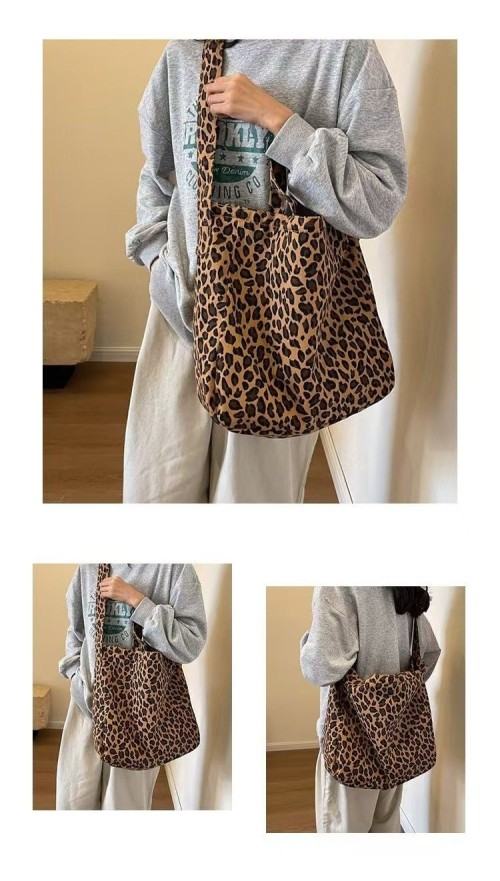 Trendy Leopard Print One-Shoulder Crossbody Bag – Stylish, Spacious & Customizable